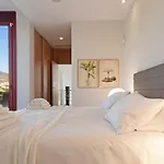 White Nueva Andalucia מארבלה