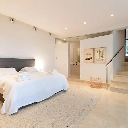 White Nueva Andalucia Βίλα *