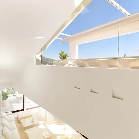 White Nueva Andalucia Villa