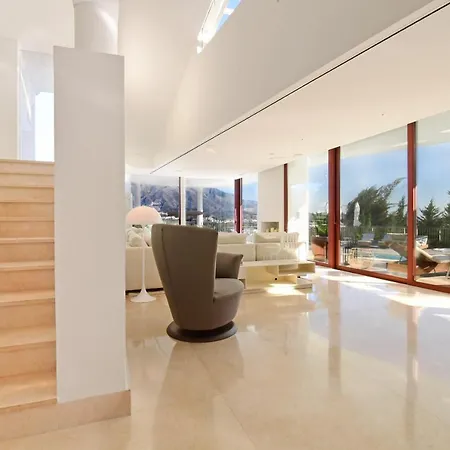 Villa White Nueva Andalucia Marbella