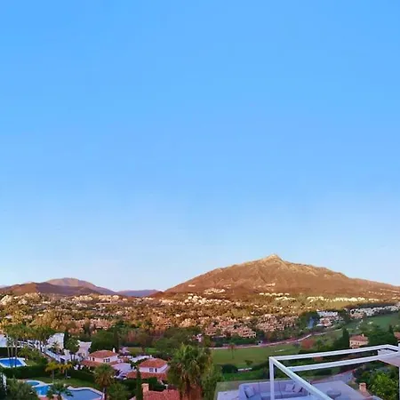 Villa White Nueva Andalucia Marbella