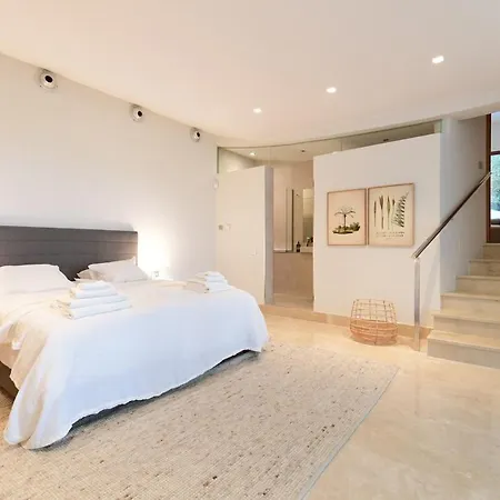 Villa White Nueva Andalucia Marbella