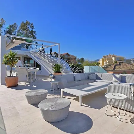 Villa White Nueva Andalucia *
