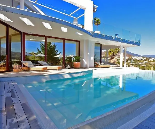 Villa White Nueva Andalucia *