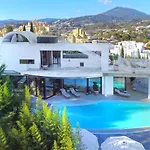 White Nueva Andalucia * Marbella