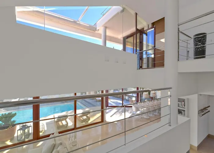 Vila White Nueva Andalucia